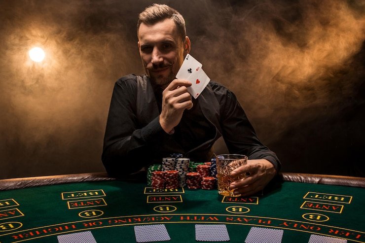 Antarmuka koleksi game Playtech di aplikasi mimpi2d menampilkan berbagai pilihan slot dan live dealer